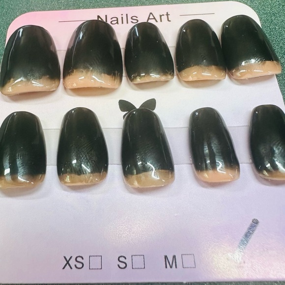 Black and Nude Ombre False Nails Set - Picture 1 of 9